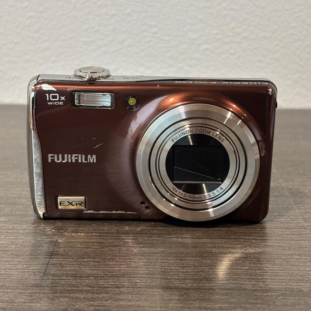 FUJIFILM FINEPIX F70 EXR デジタルカメラ