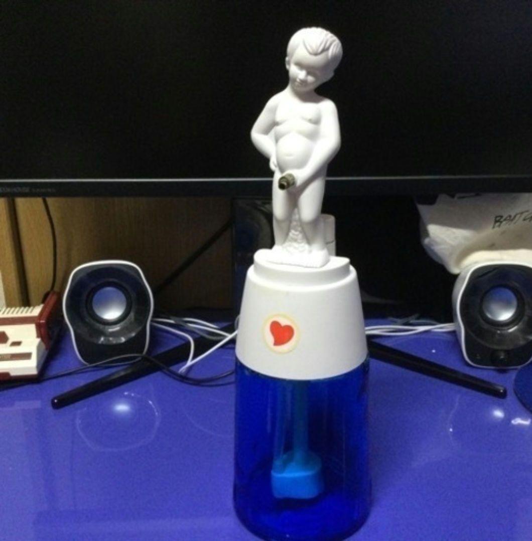 ★早い者勝ちSALE ！★超レア 小便小僧 電動ドリンクディスペンサー