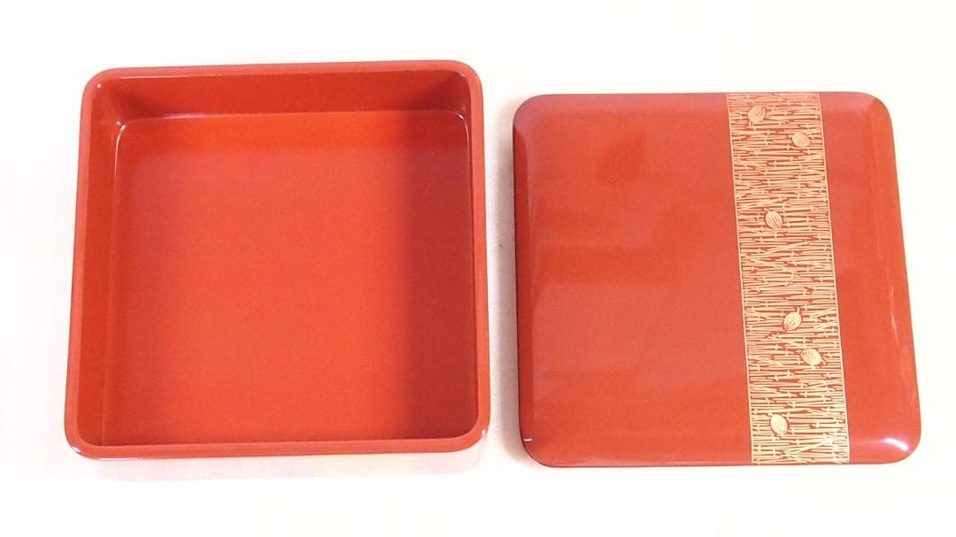 【美品】輪島塗 わじま慶塚 沈金模様 洗朱蝋色三段重箱 弁当箱/お重 漆器/食器