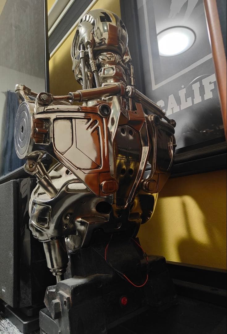 スタチュー 特注製作品 　ターミネーター　特大　フィギュア　アメコミ　ゴジラ