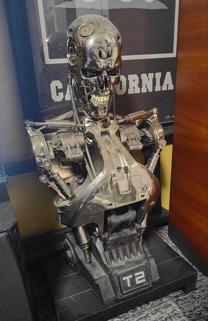 スタチュー 特注製作品 　ターミネーター　特大　フィギュア　アメコミ　ゴジラ