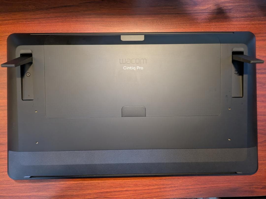 Wacom Cintiq Pro 24 ペンモデル （2024年製造）