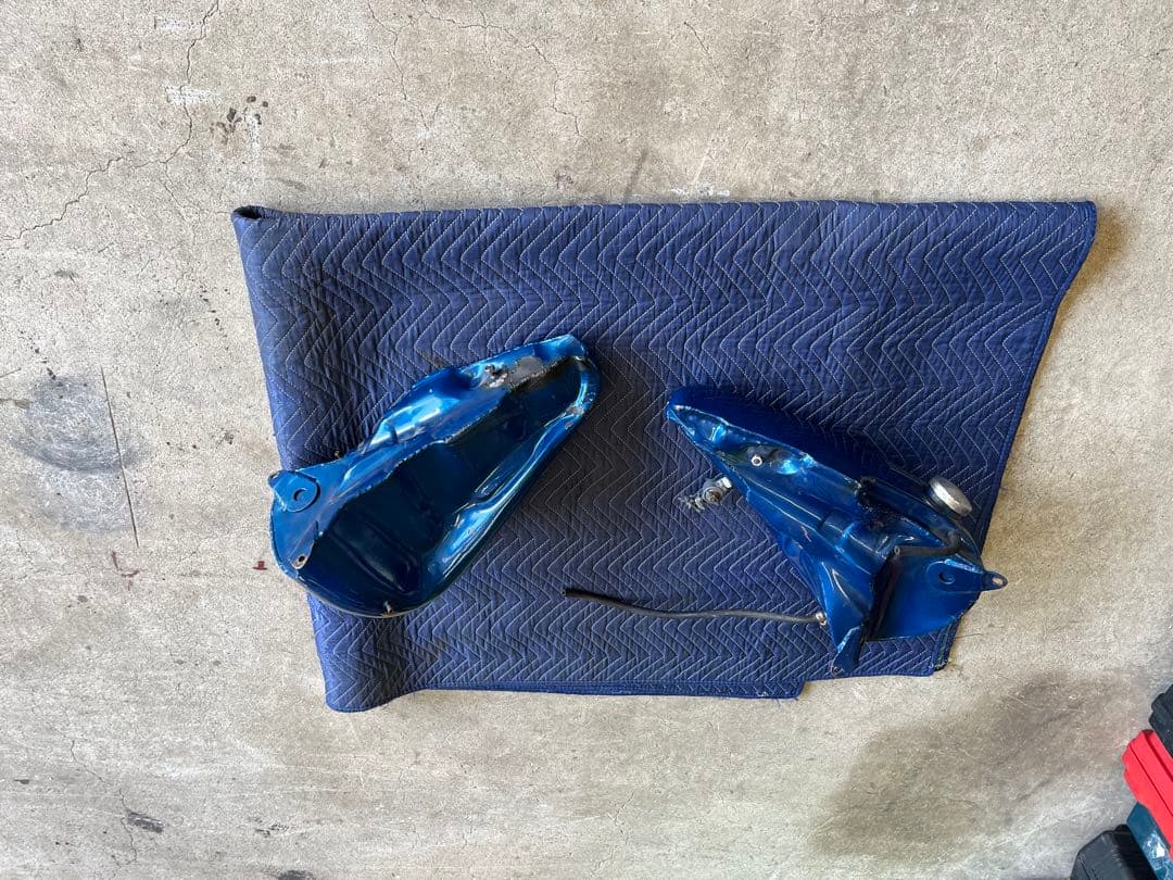 Harley-Davidson ショベル，パンヘッド当時物分割タンク