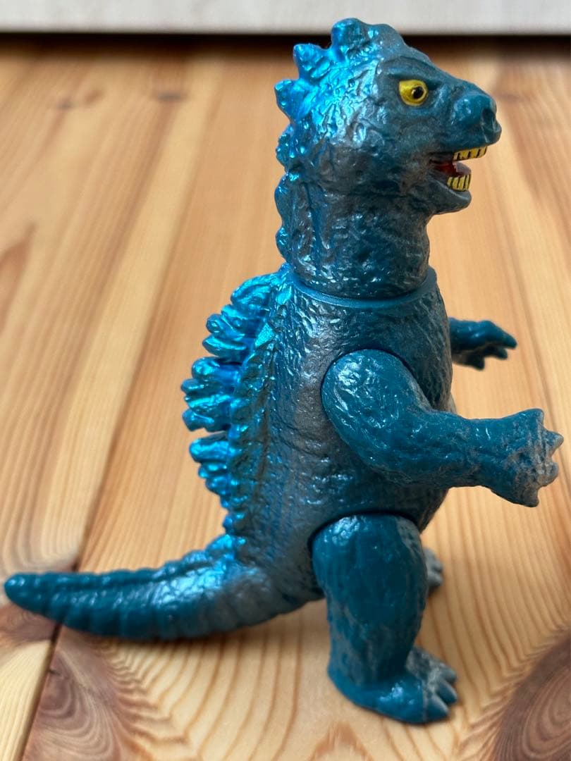 M1号　ゴジラ　ミドルサイズ