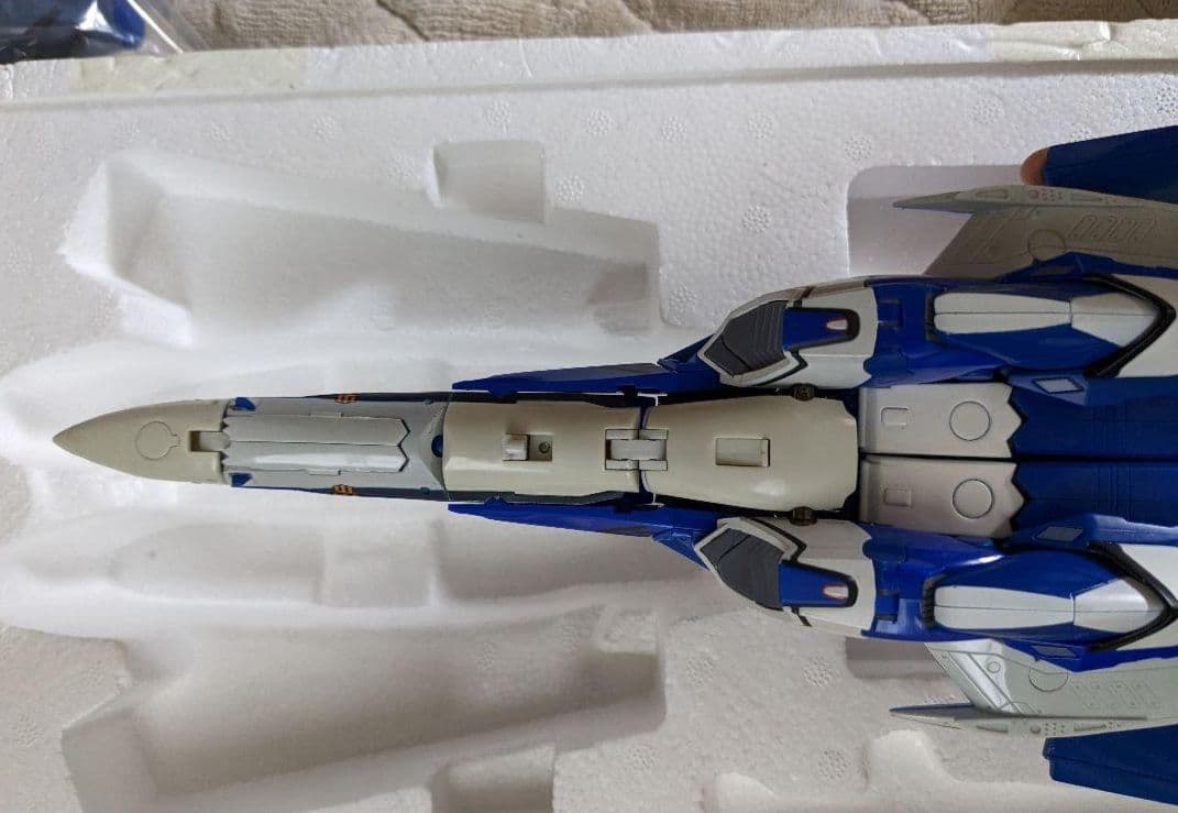 ⚠箱傷有・パーツ欠損有　DX超合金 VF-25G トルネードメサイアバルキリー