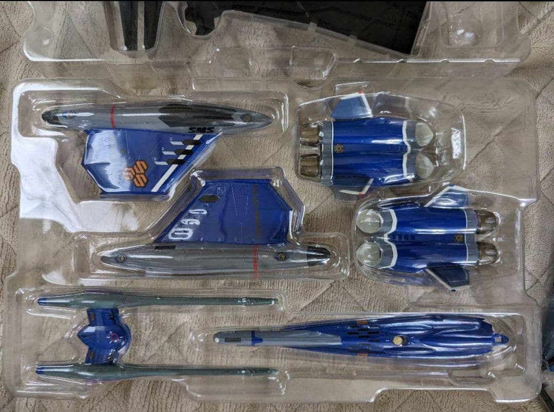 ⚠箱傷有・パーツ欠損有　DX超合金 VF-25G トルネードメサイアバルキリー