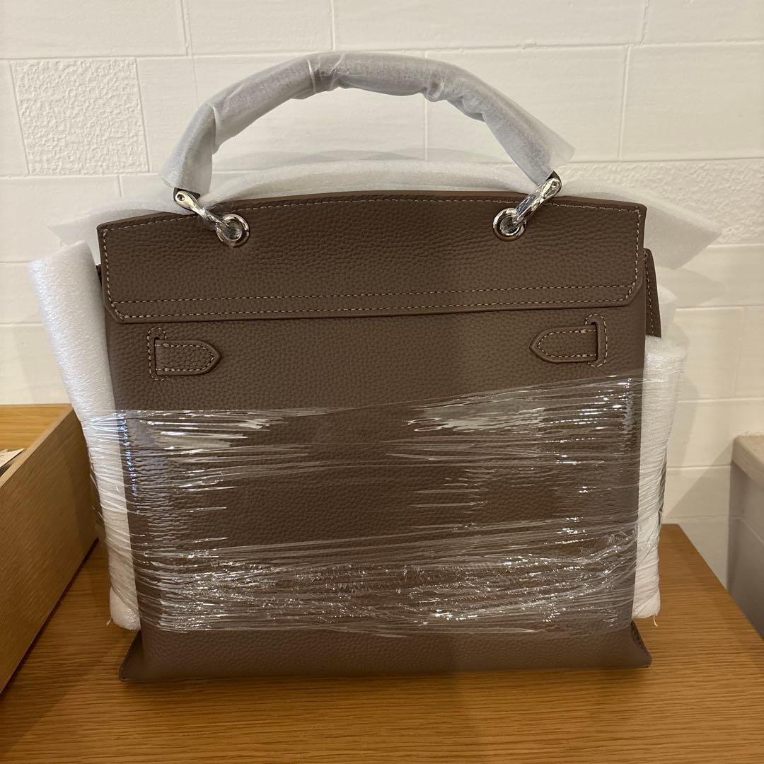 キキ☆　新品 Mサイズ　GYPSOPHILA 2WAYスクエアレザーバッグ