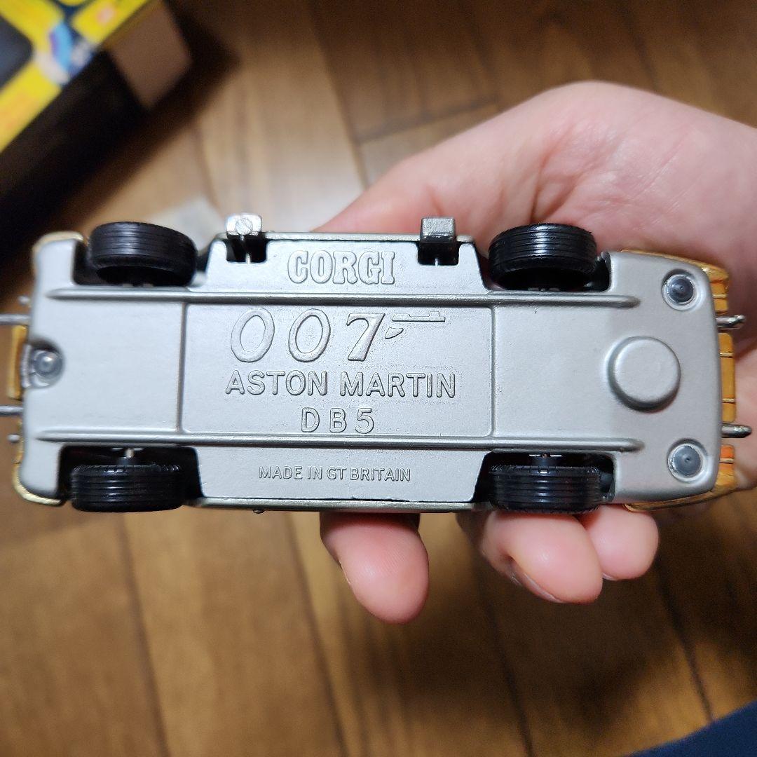 自動車 Corgi James Bond Aston Martin 271