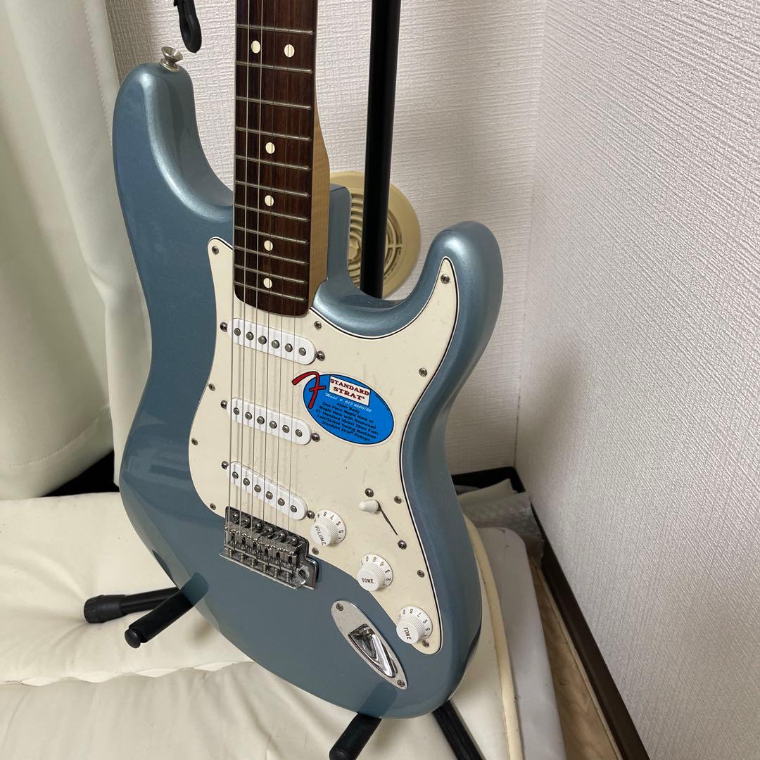 本日のみ　Fender Mexico STD Stratocaster ブルー