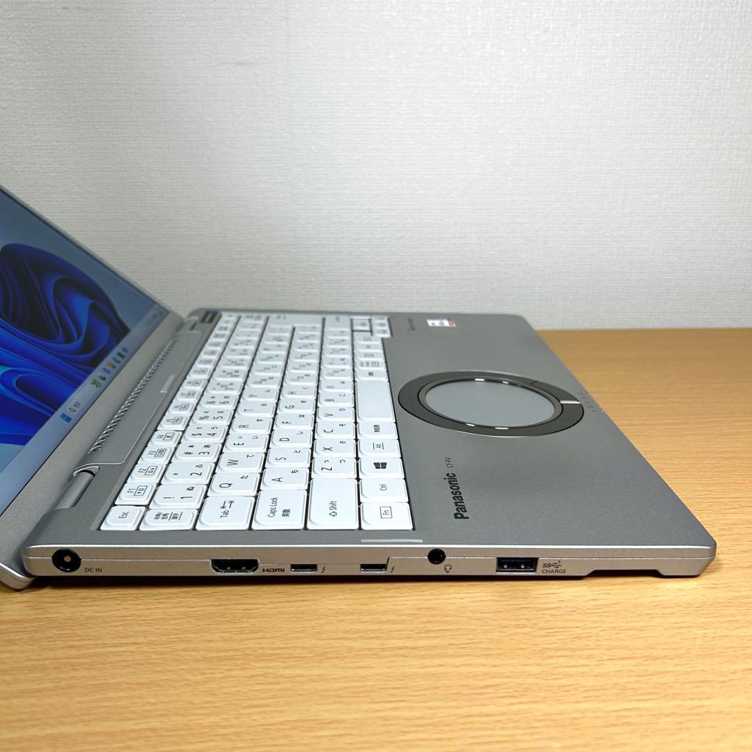 Panasonic Let's note FV1 1TB 16GB 14インチ