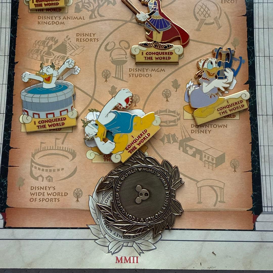 【貴重】ディズニーワールド ピンバッジコレクション
