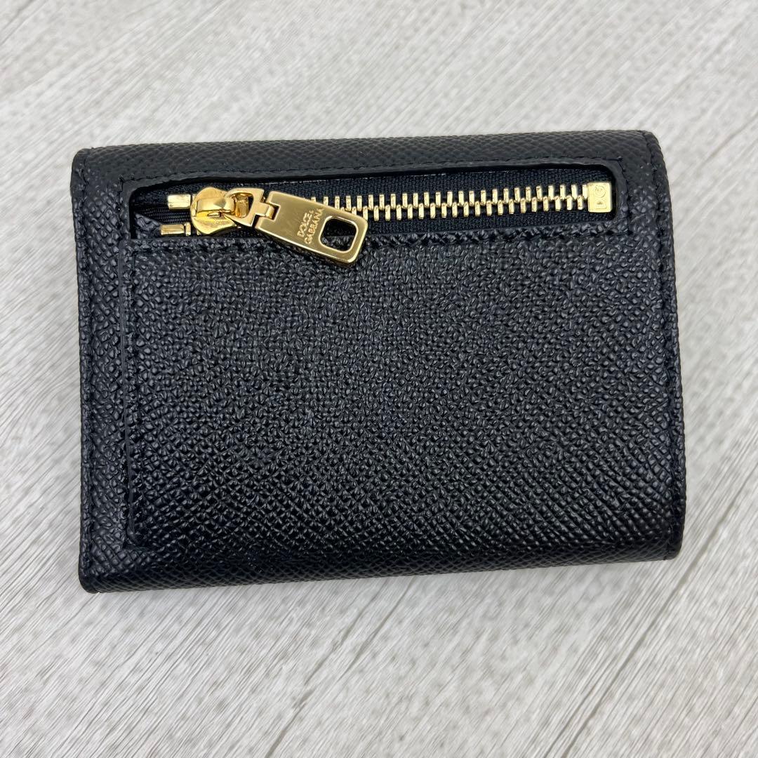 未使用級✨ ドルチェ&ガッバーナ 折り財布 ロゴ金具 ビジュー ブラック レザー