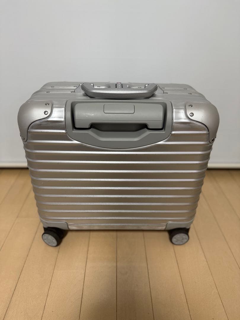 生涯保証 美品 RIMOWA original コンパクト 29L 4輪