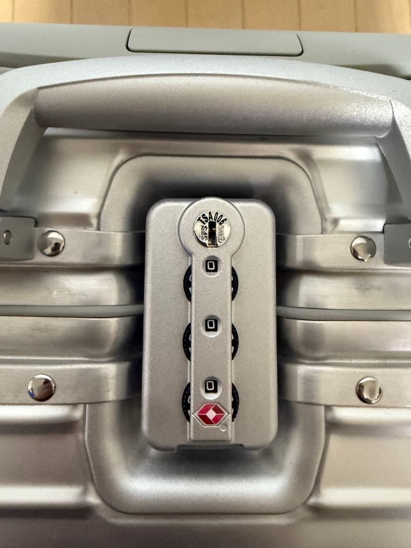 生涯保証 美品 RIMOWA original コンパクト 29L 4輪