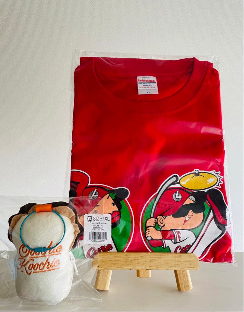 【新品】Ooochie Koochie×カープコラボT ◆マスコットポーチ　牡蠣