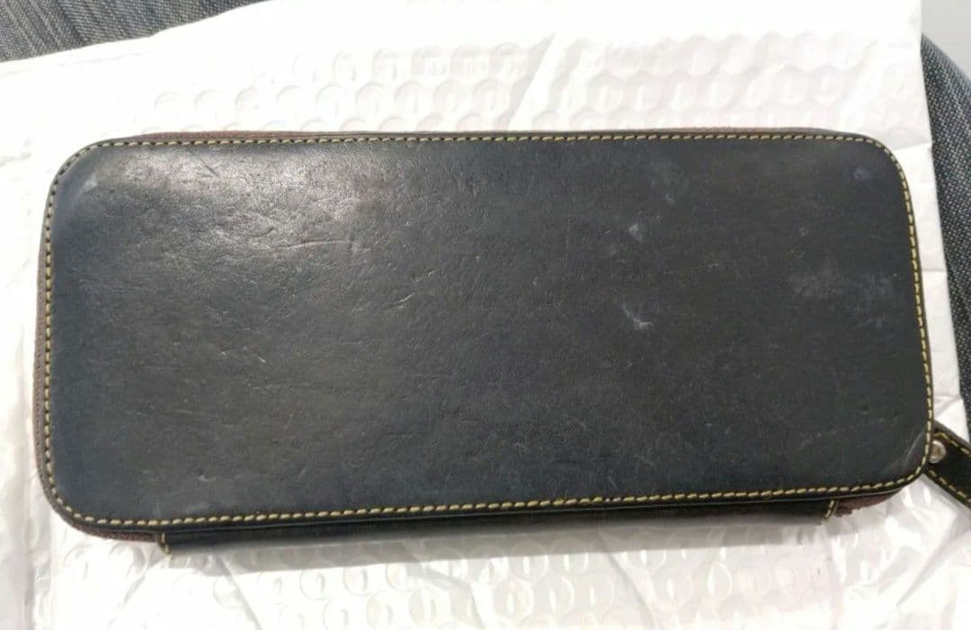 バハギア ラウンドジップペンケース クレイジーホース ネイビー