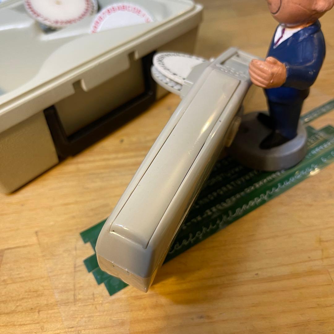 ■製品保証■ 【繋がる筆記体・文字盤4個】ダイモ M-6 DYMO 175-17