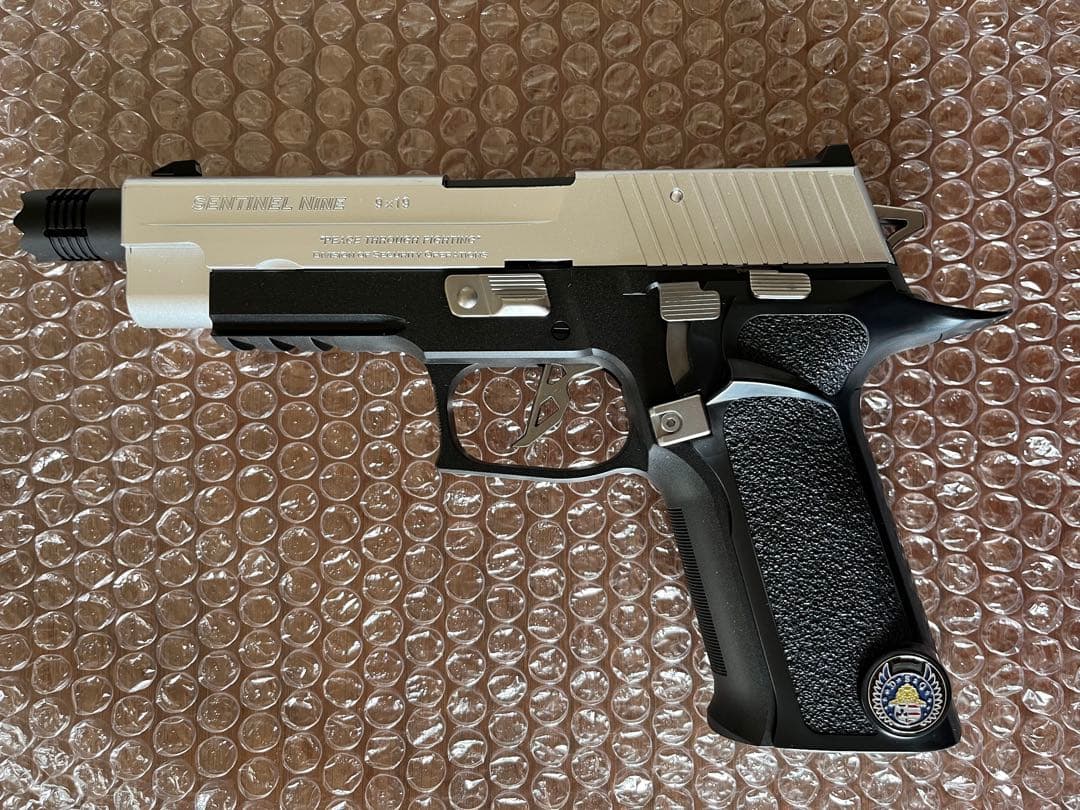 東京マルイ　バイオハザード6　センチネル ナイン〈レオン専用モデル〉　おまけ付き