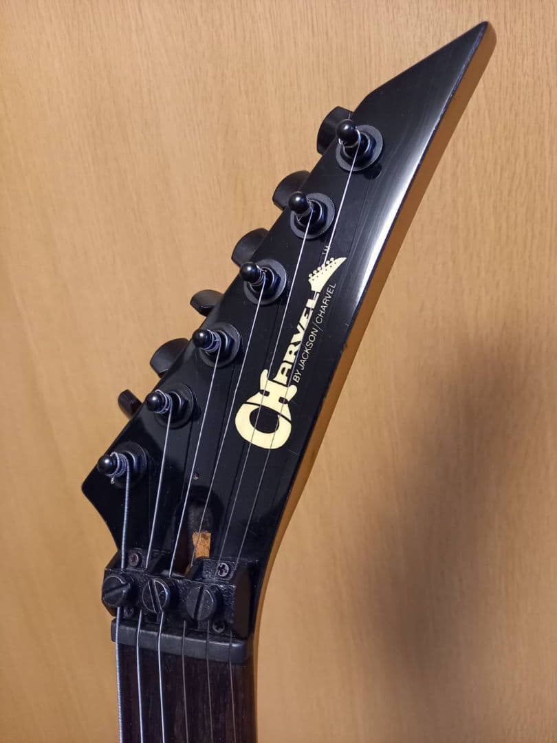 【ジャンク品】Charvel エレキギター　ホワイト
