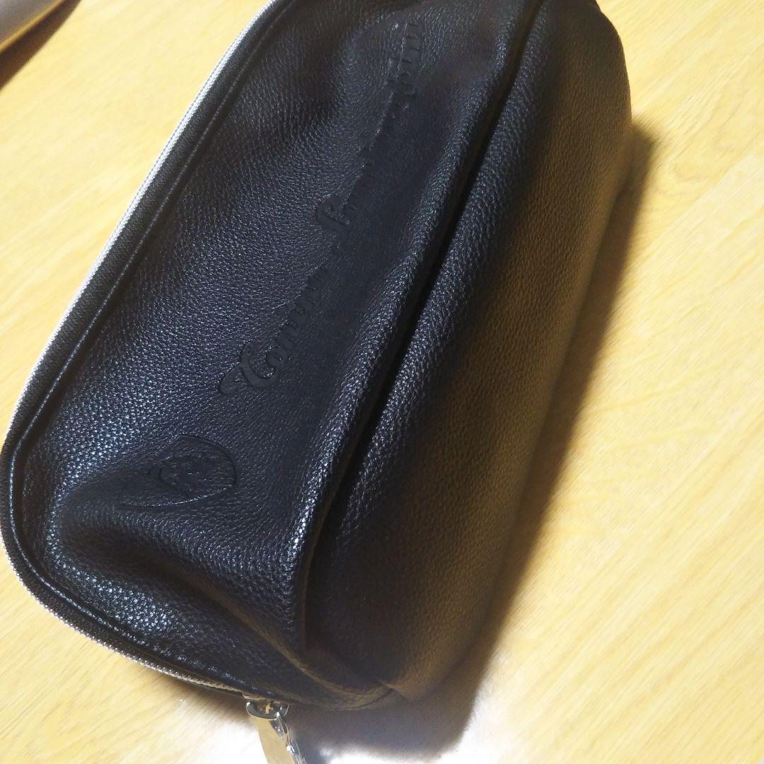 Lamborghini ケース 黒 チャーム付き　ポーチ