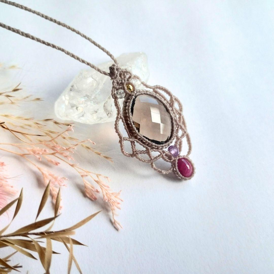 クンツァイト＆シトリン＆アメジストのマクラメ編みネックレス　ペンダント　天然石