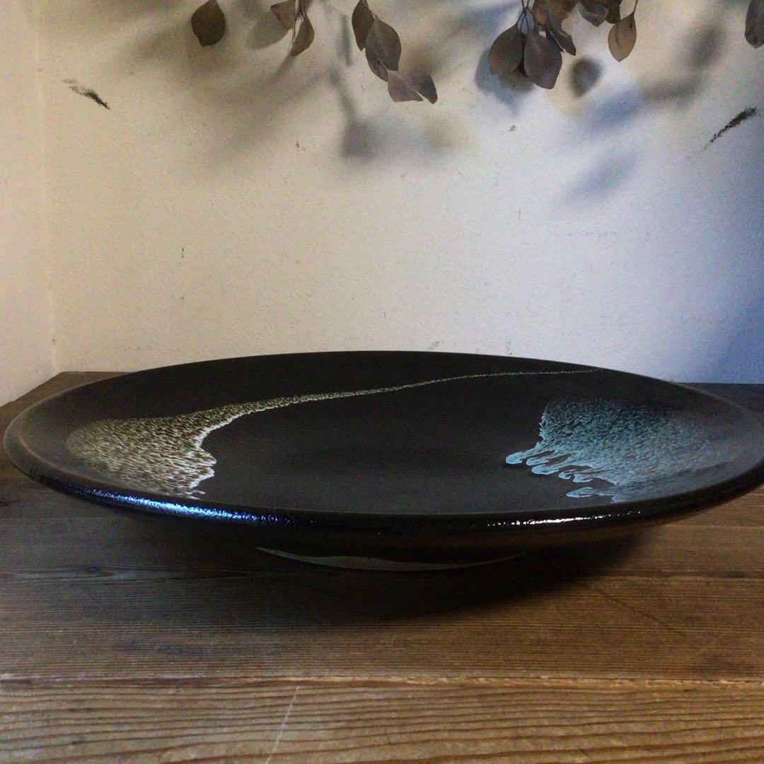 No4110 黒釉二彩大皿　陶印有　直径45.5cm 飾皿　陶磁器　送料無料