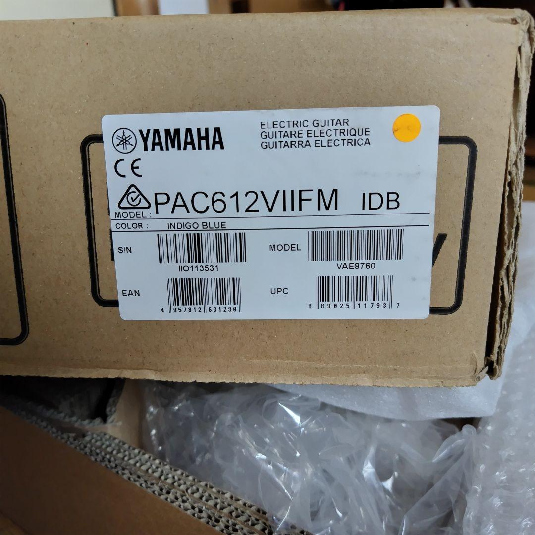 YAMAHA PACIFICA PAC612VⅡFM IDB