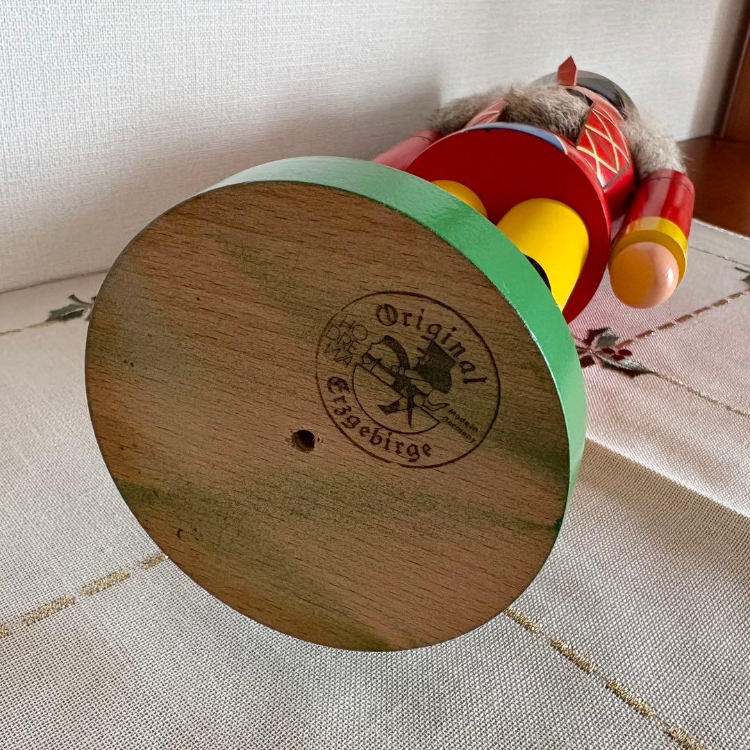 ドイツ エルツ山地 くるみ割り人形 王様 高さ35cm legler製