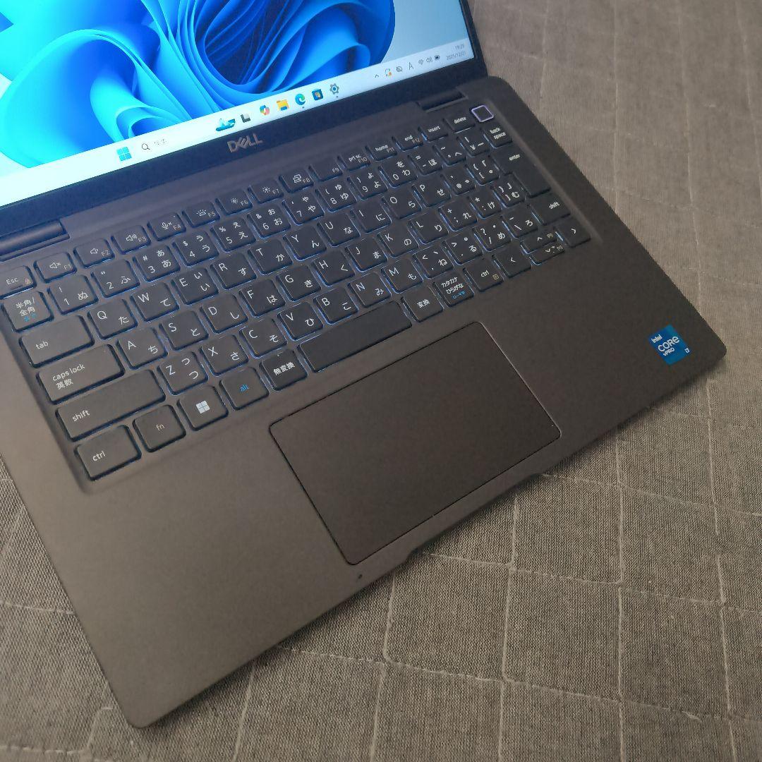 美品 DELL 爆速 11世代i7 1185g7 32GB SSD1TB 14型