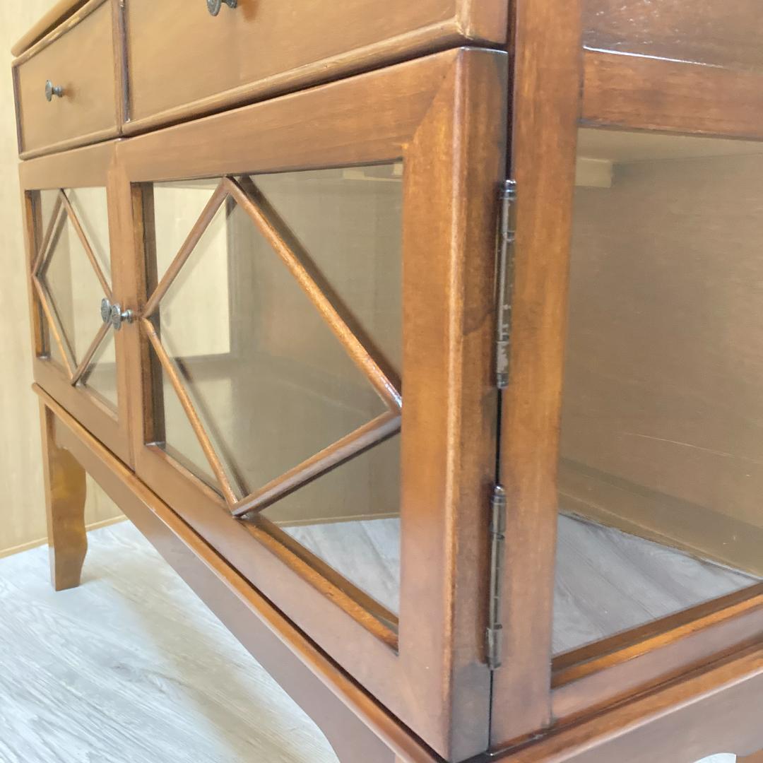 アンティーク調　飾り棚　キャビネット　クラシック