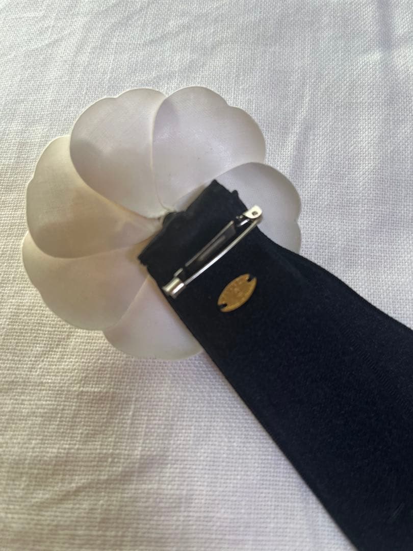 シャネル　カメリアリボン　ブローチ　レア　CHANEL