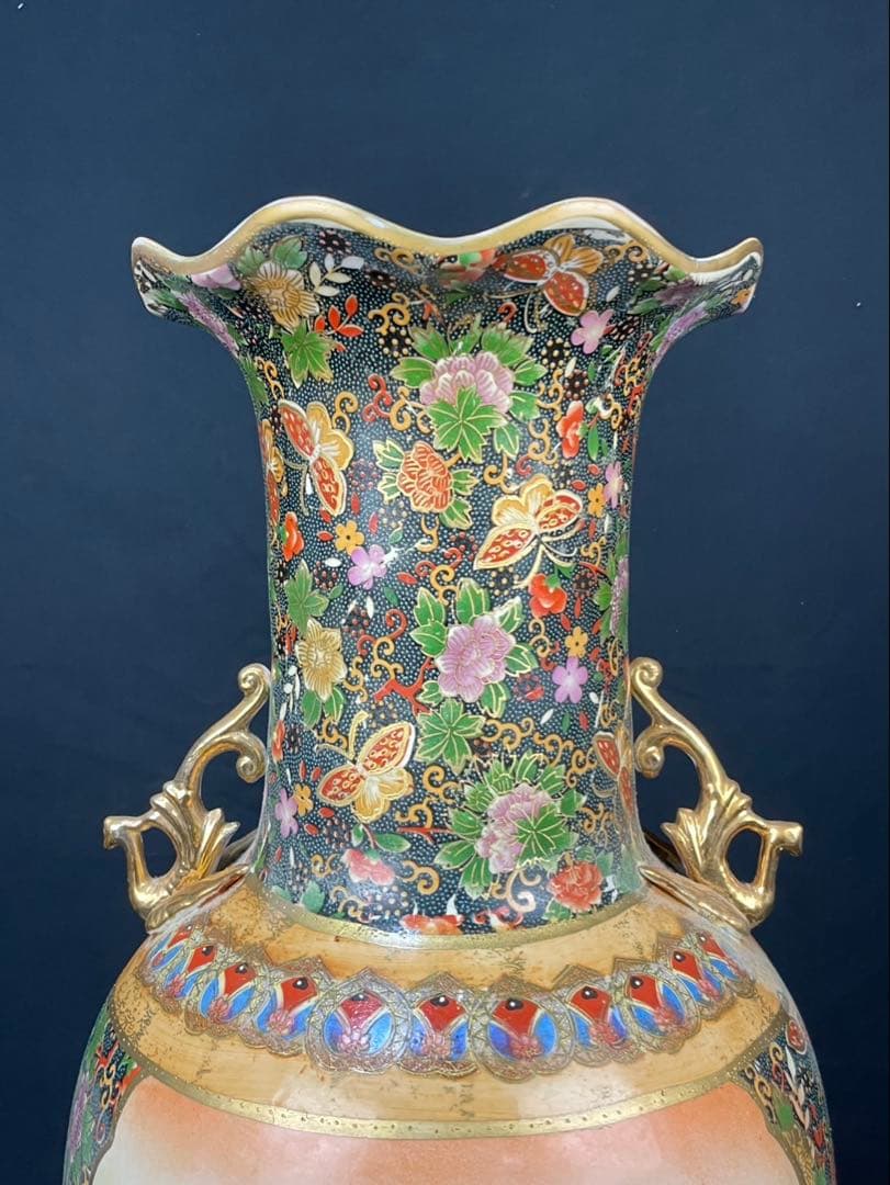 薩摩焼 特大 飾壺 金彩 美人画 金襴手 双耳 花蝶図 青粒置物 花瓶