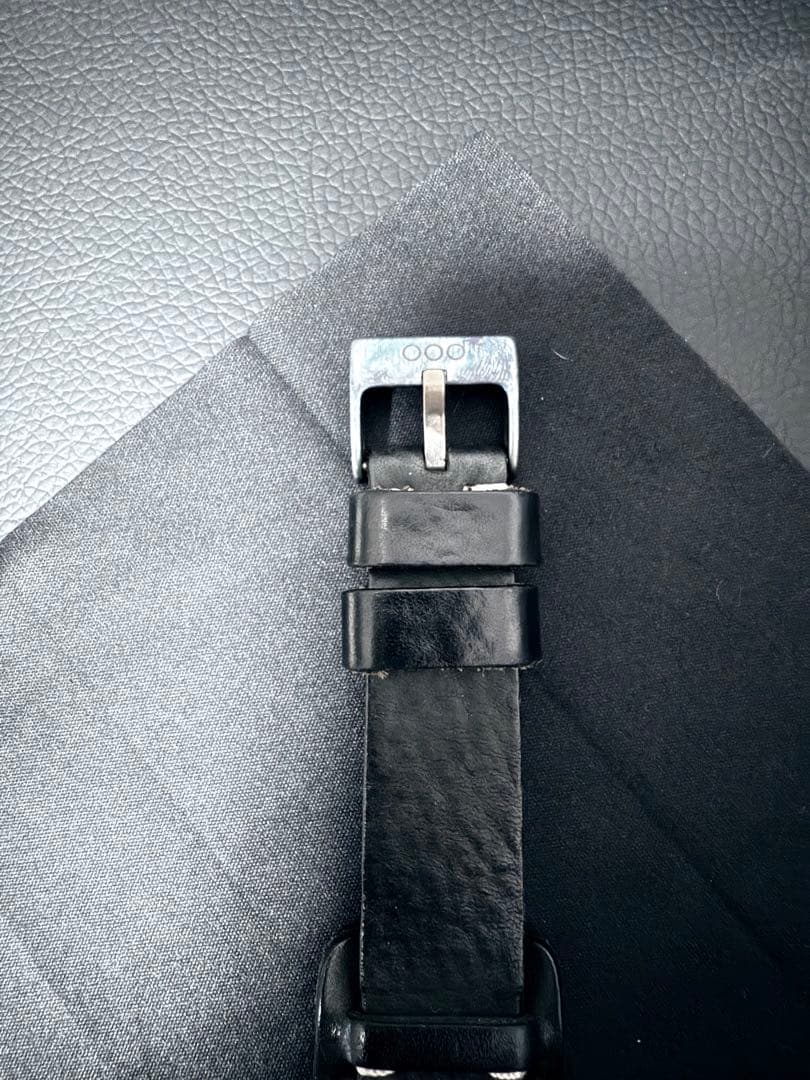 OUT OF ORDER HY 10 ATM 防水 レザーベルト時計