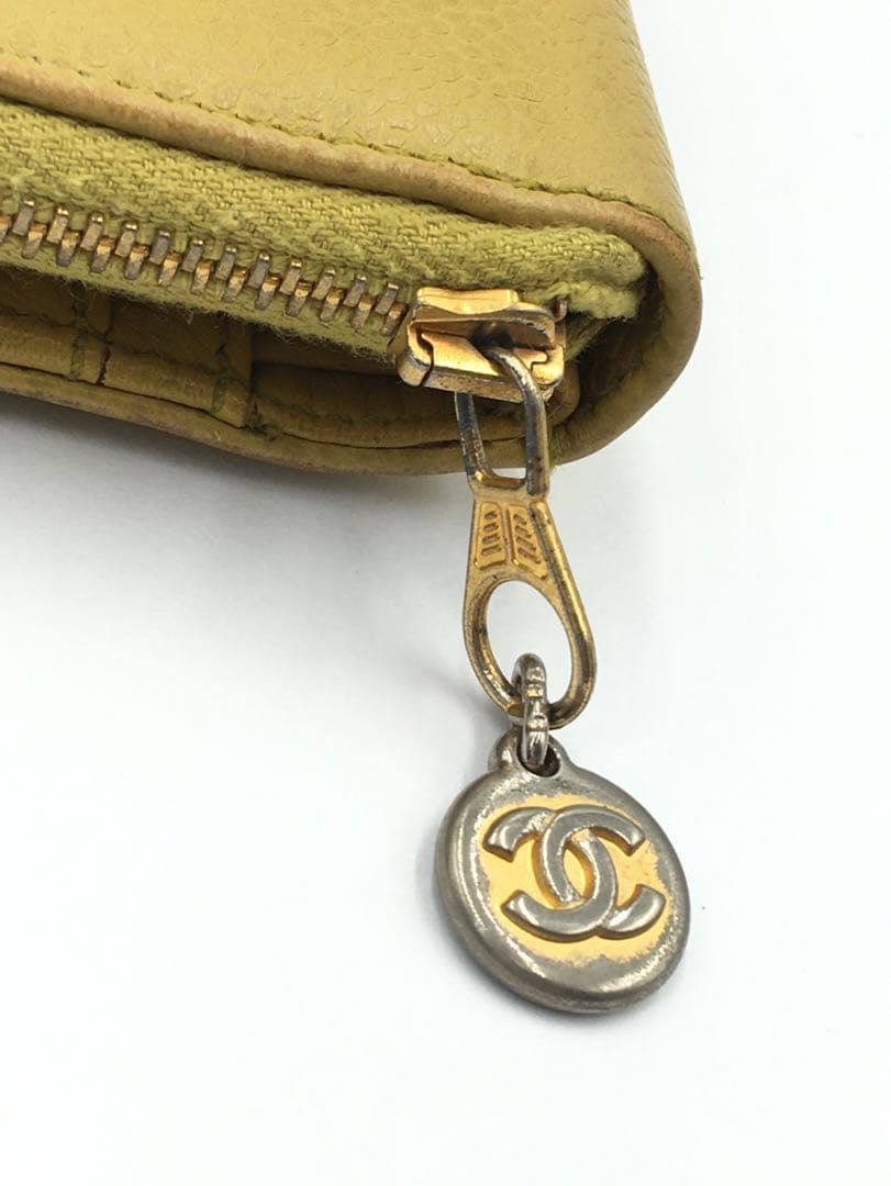 シャネル　キャビアスキン　財布