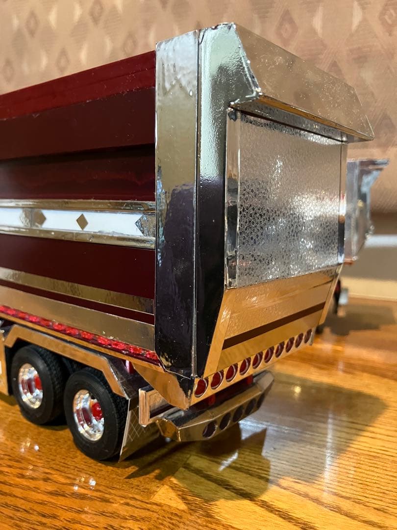 プロフィア、デカ箱ダンプ、デコトラ、完成品1／32