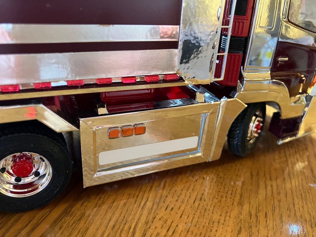 プロフィア、デカ箱ダンプ、デコトラ、完成品1／32