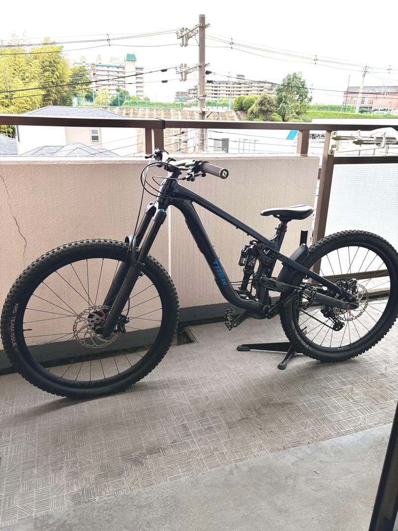 自転車本体 TREK SLASH8 GEN6 2024