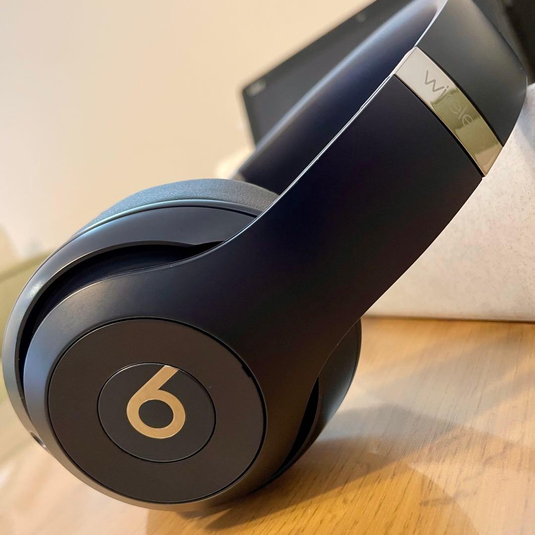 極美品！ Beats Studio3ワイヤレス ヘッドホン ネイビー