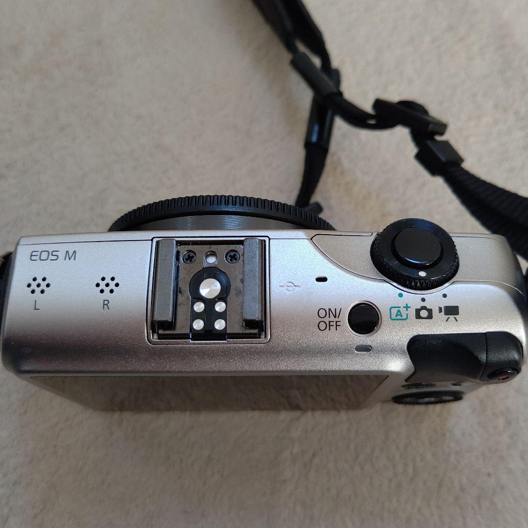 Canon EOS M ミラーレス一眼カメラ レンズセット
