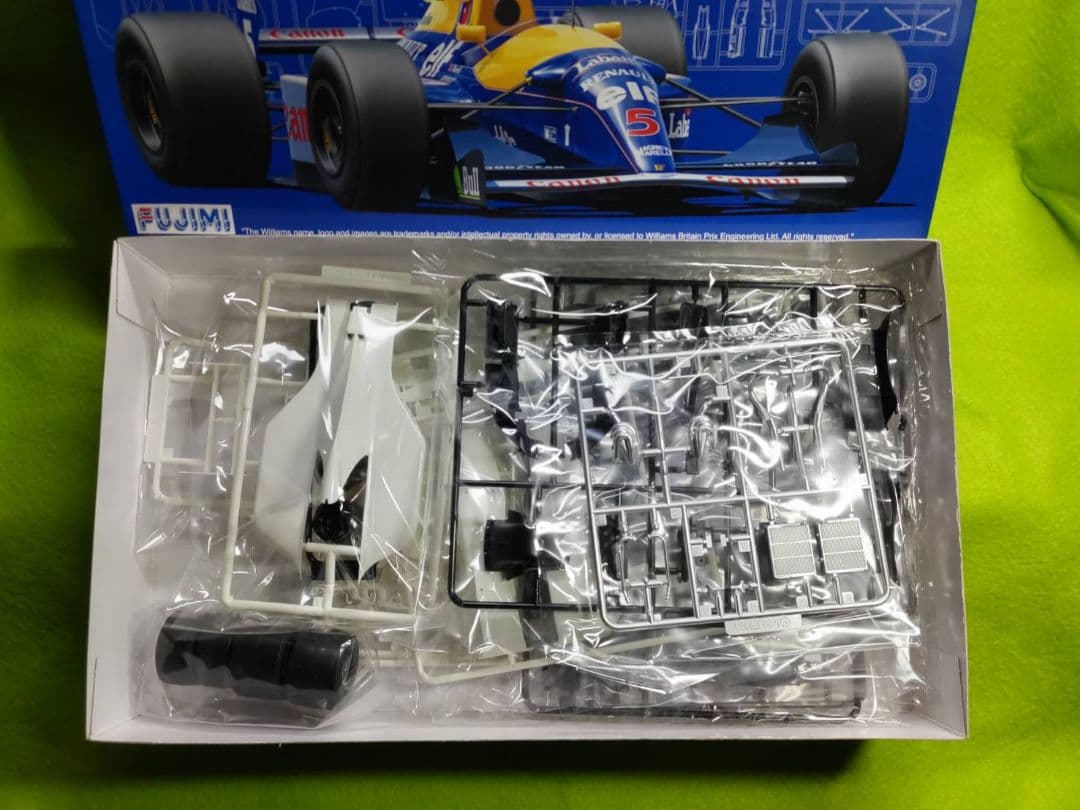 ウイリアムズ　FW14B フジミ　1/20初回限定特典付