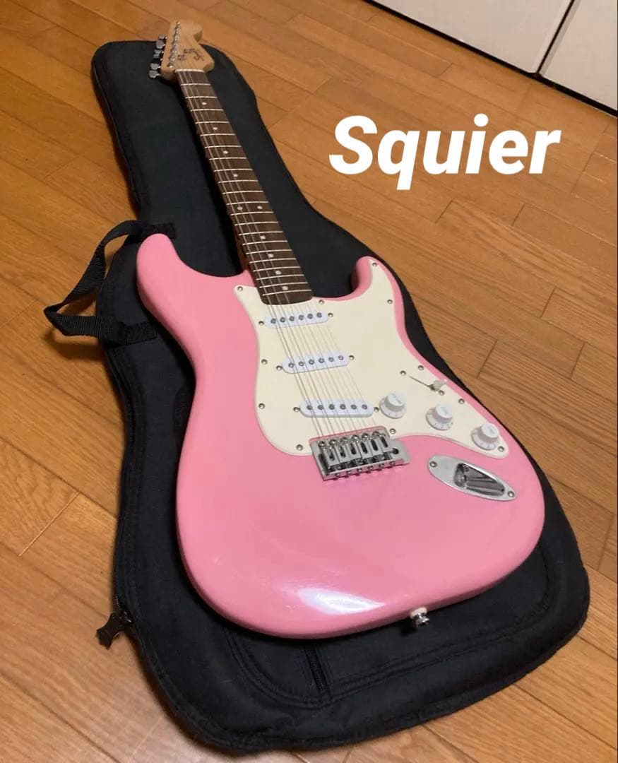Squier Stratocaster ギター ピンク ホワイト バンド 初心者