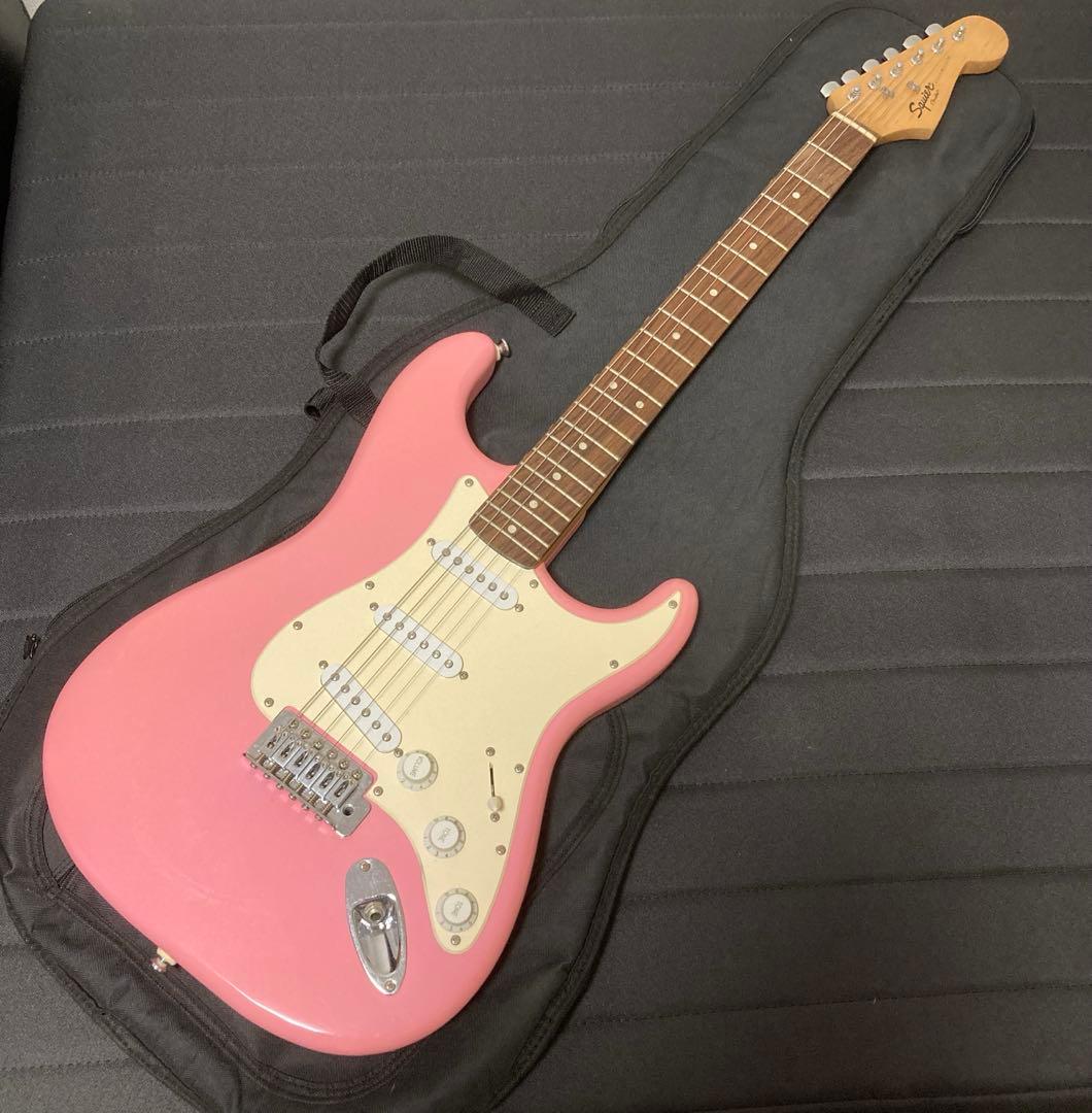 Squier Stratocaster ギター ピンク ホワイト バンド 初心者