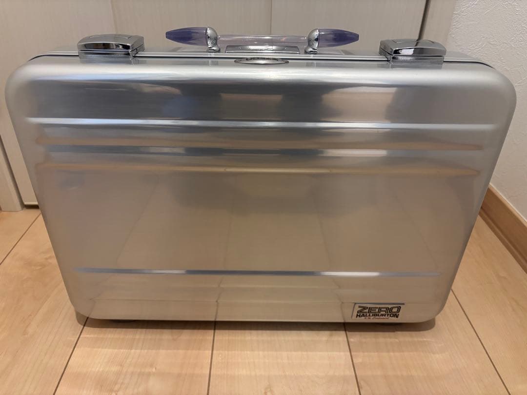 ZERO HALLIBURTON アタッシュケース　クリアハンドル限定品USA製