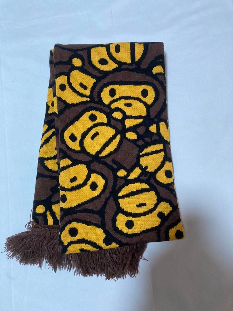 BABY MILO STORE キャラクター柄スカーフ