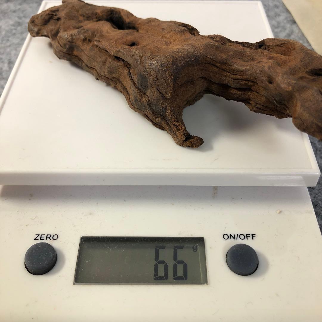 2412−24 高級香木 古渡沈香 伽羅木 66g