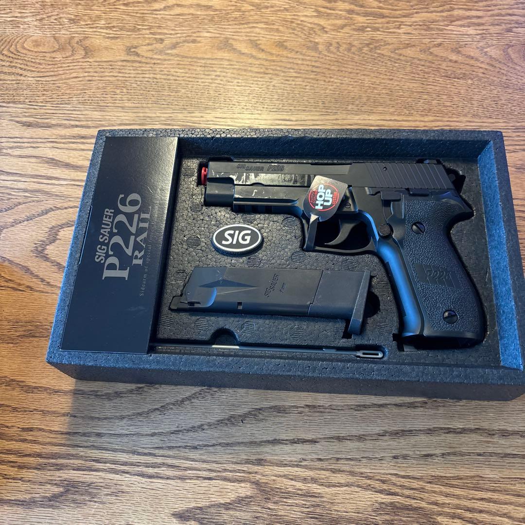 東京マルイ ガスブローバック シグ ザウエル P226