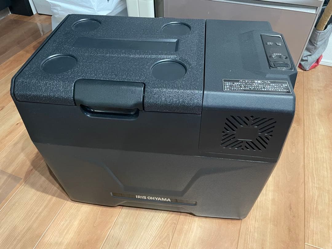 ポータブル冷蔵庫　40L アイリスオーヤマ