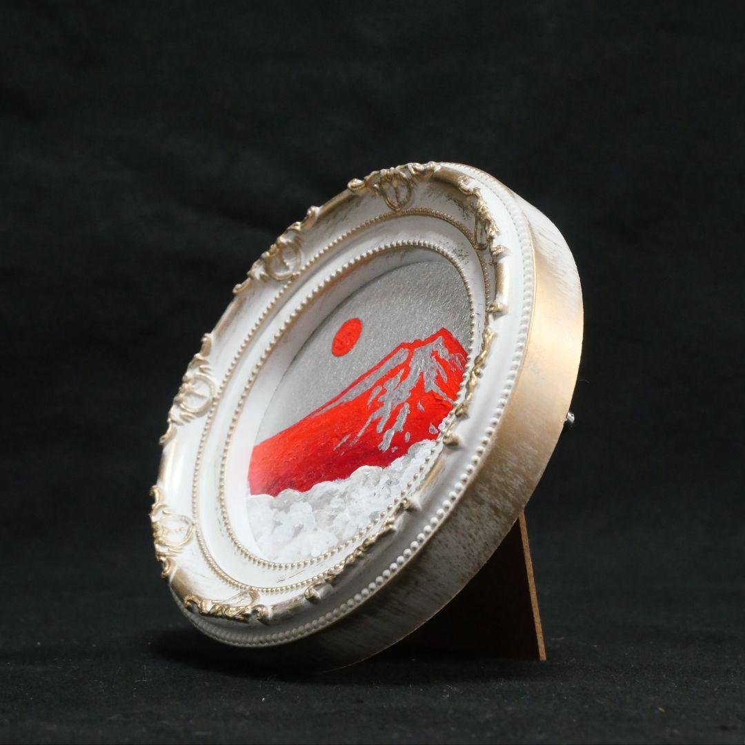 油彩画 円形ミニ絵画「赤富士」 銀の空と白い雲