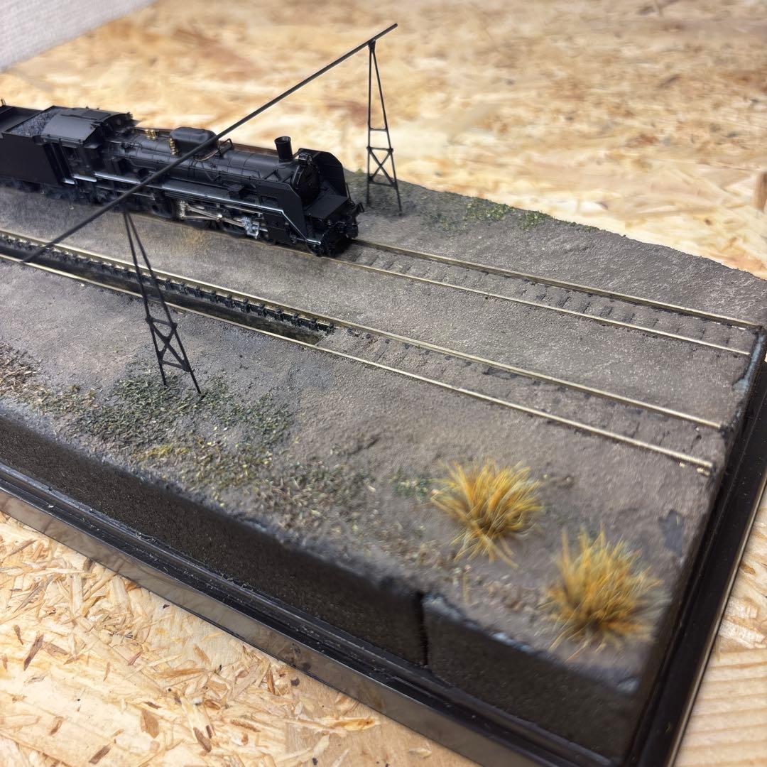 【ケースあり】Nゲージ対応蒸気機関車撮影ベース 機関区ピット付き
