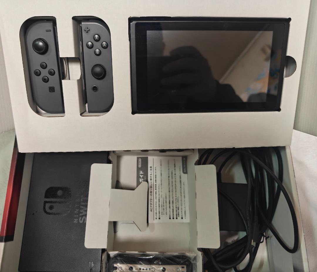 NINTENDO switch　スイッチ１　本体　中古